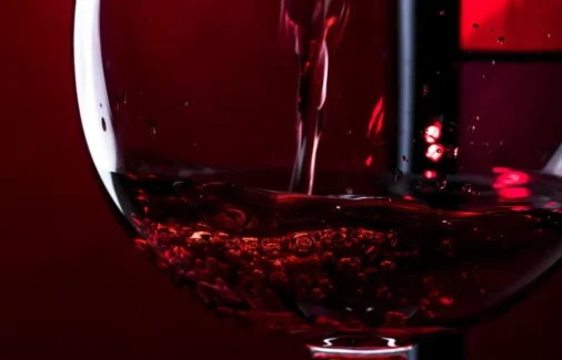 Kırmızı Şarap Aslında Beyazdan Daha mı İyi? 